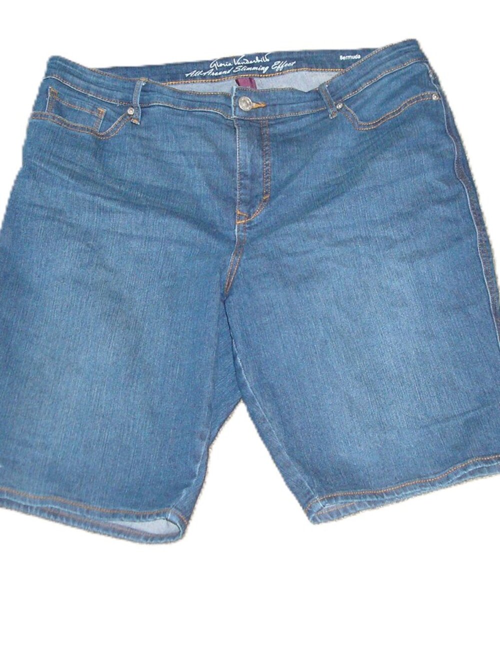 Gloria Vanderbilt All-Around Slimming Effect Bermuda Denim Shorts, Size 14